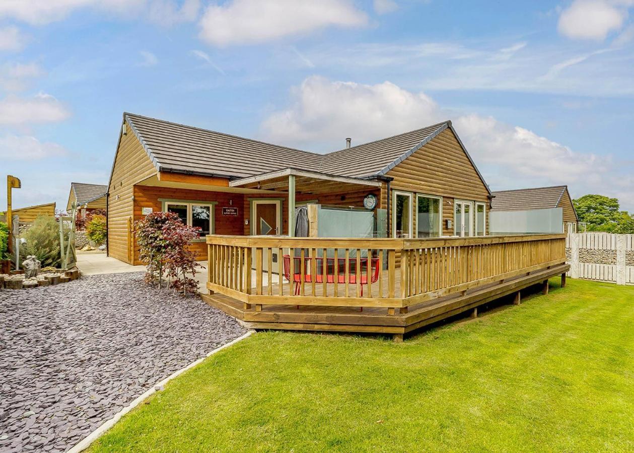 Durham Coastal Lodges Haswell Exterior photo